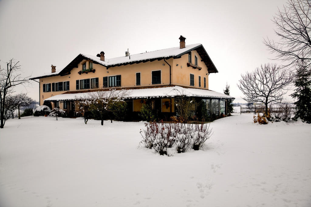 Cascina Papa Mora Villa Cellarengo Kültér fotó